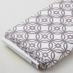 Heirloom - Trellis Iron Unbleached 8 Yard Bolt