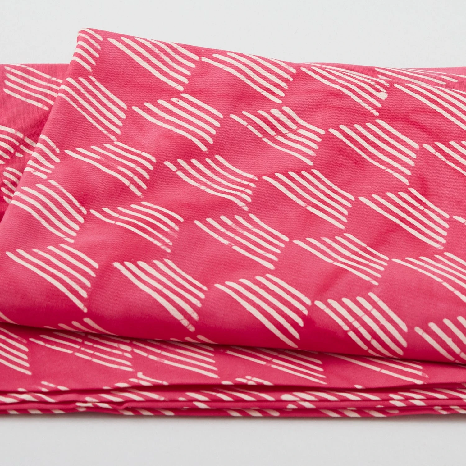 Pura Vida Batiks - Surf Swells Flamingo 2 Yard Cut 3 Pura Vida Batiks - Surf Swells Flamingo 2 Yard Cut