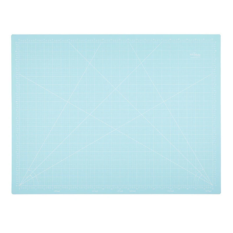Riley Blake Designs Cutting Mat - 18" X 24" 3 Riley Blake Designs Cutting Mat - 18" X 24"