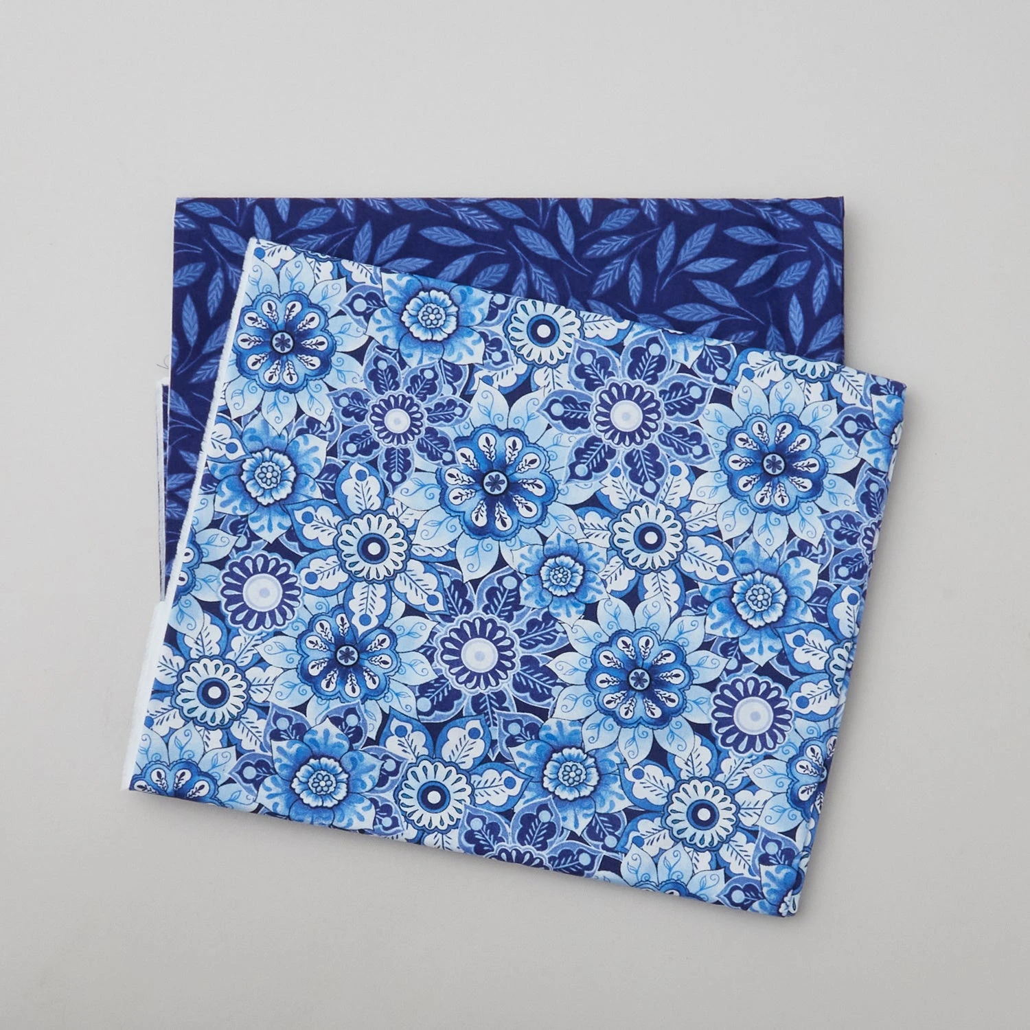 Blooming Blue Tote Bag Kit 4 Blooming Blue Tote Bag Kit - Image 2