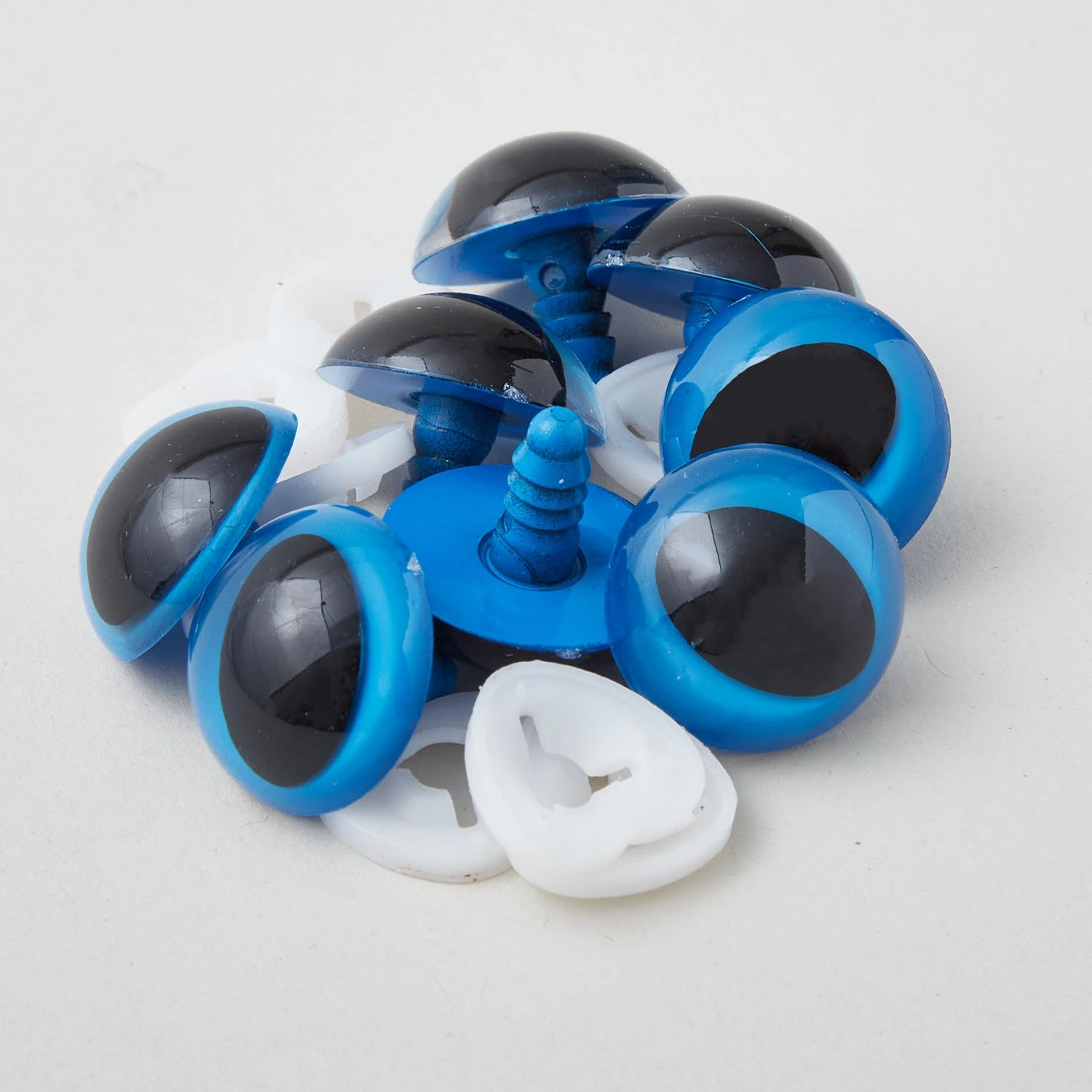 Plastic Slit Pupil Safety Eyes - 30mm Blue - 4 Pairs 3 Plastic Slit Pupil Safety Eyes - 30mm Blue - 4 Pairs